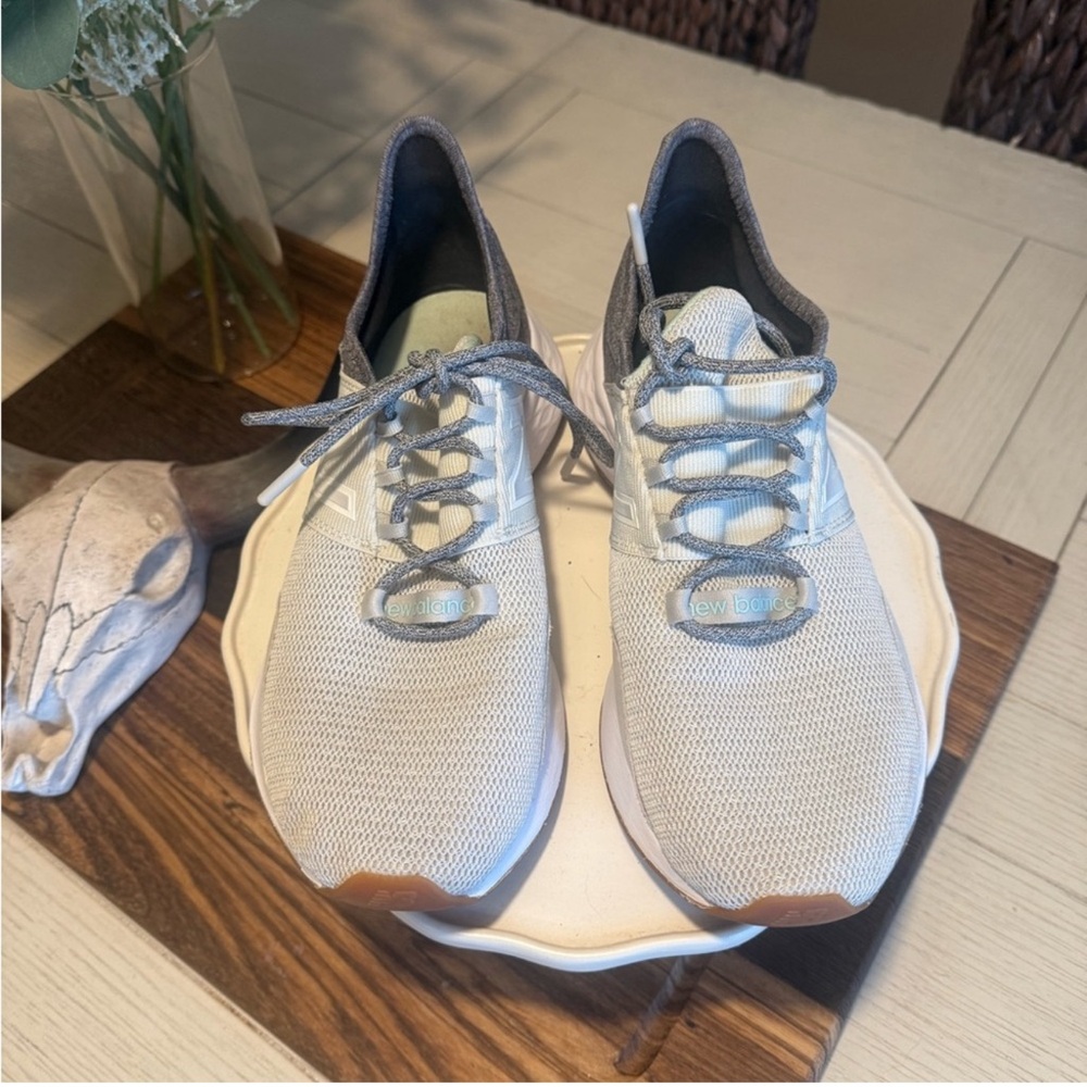 New Balance Womens White and Gray Running Shoes